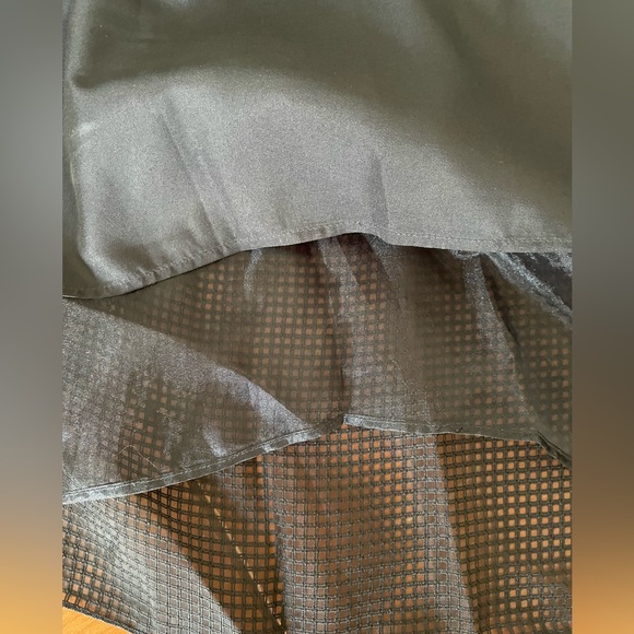 JS Collections black high low gown - Picture 5 of 7